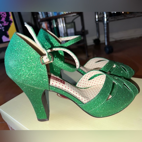 BAIT amazing emerald sparkle peep toe pumps! Size 9 - Picture 7 of 8